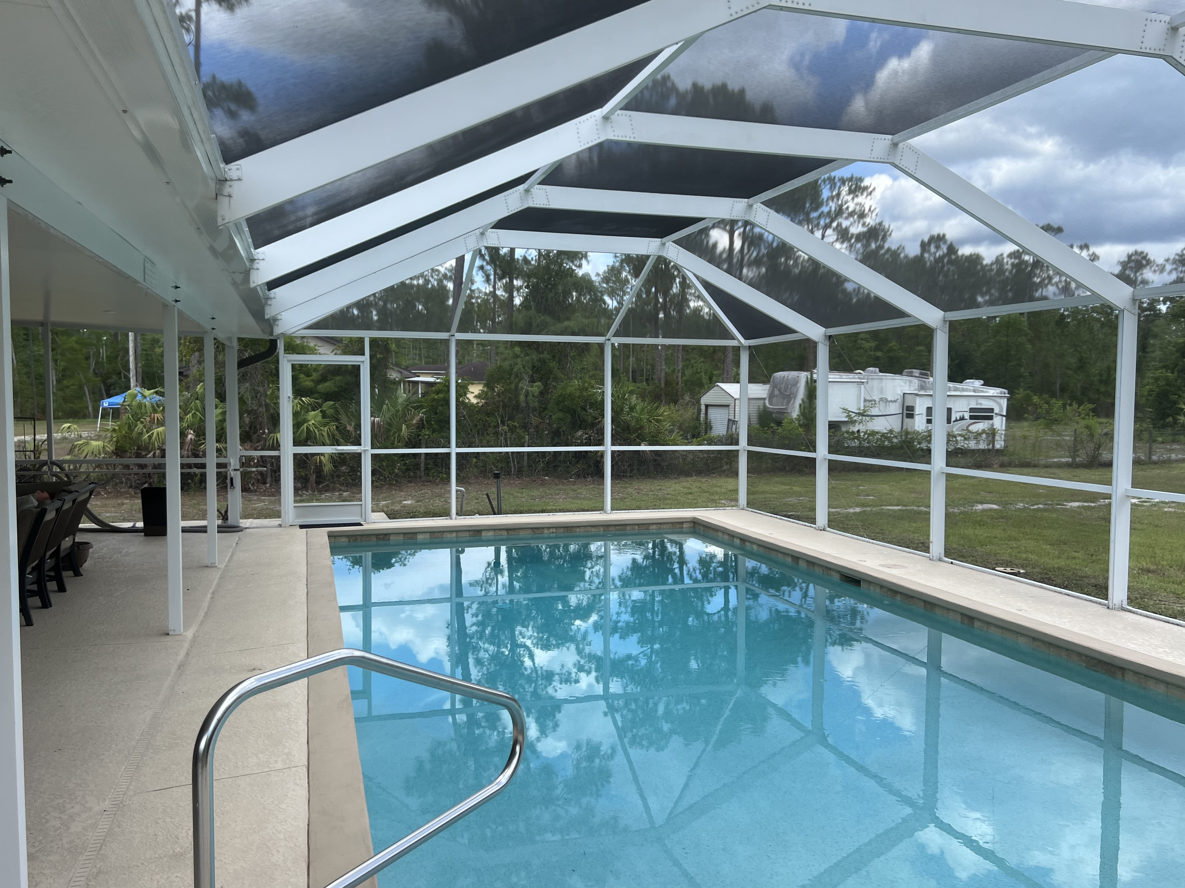 Top Quality Pool Cage Cleaning Naples, Fl